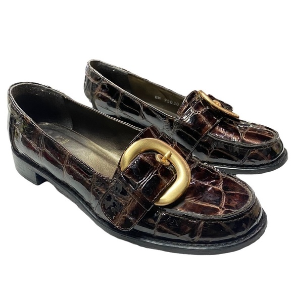 STUART Weitzman Crocodile loafers Brown with gold buckle - Picture 2 of 9